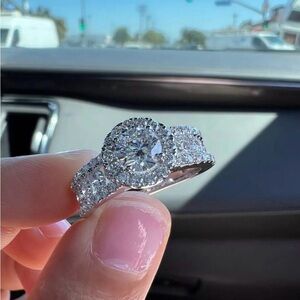 14k 2.3ct  lab grown diamond ring size 9